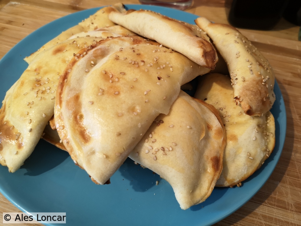 Ramanje 2.0: Because everything tastes better when it’s wrapped in golden dough and sprinkled with sesame