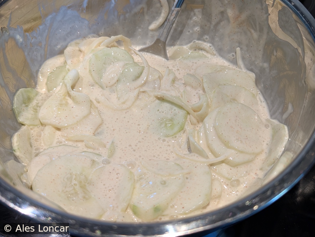 Mlejčne ugurke in all their classic glory. Creamy, cold, and tailor-made for hot summer nights.