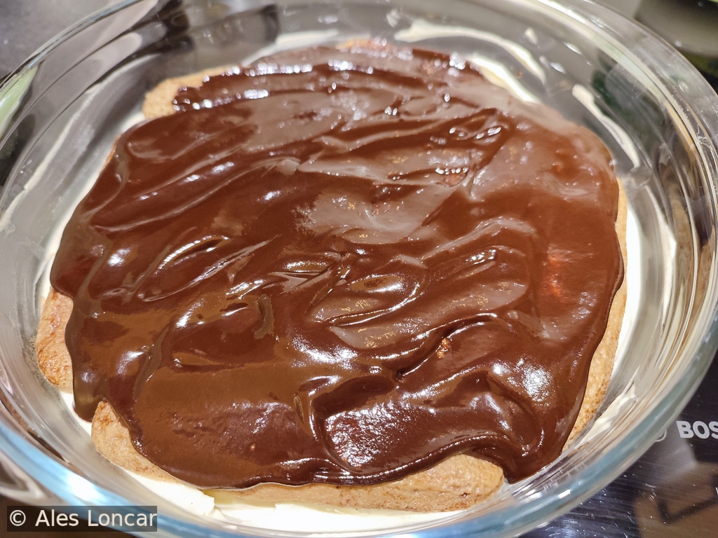 Tiramisu, but make it kid-proof! No coffee, no bitter notes,just pure, creamy, chocolatey joy.